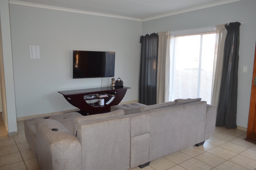2 Bedroom Property for Sale in Meiringspark North West